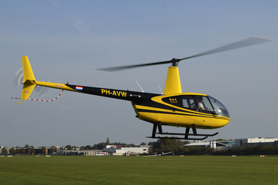 R44 PH-AVW